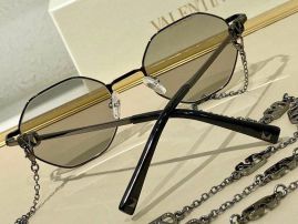 Picture of Valentino Sunglasses _SKUfw47394433fw